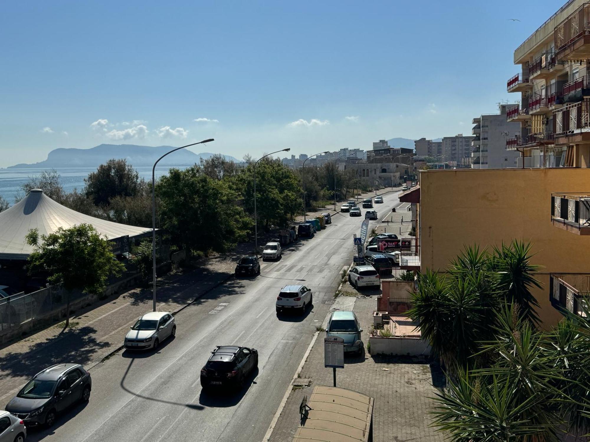 Domus Fysi Hotel Palermo Luaran gambar