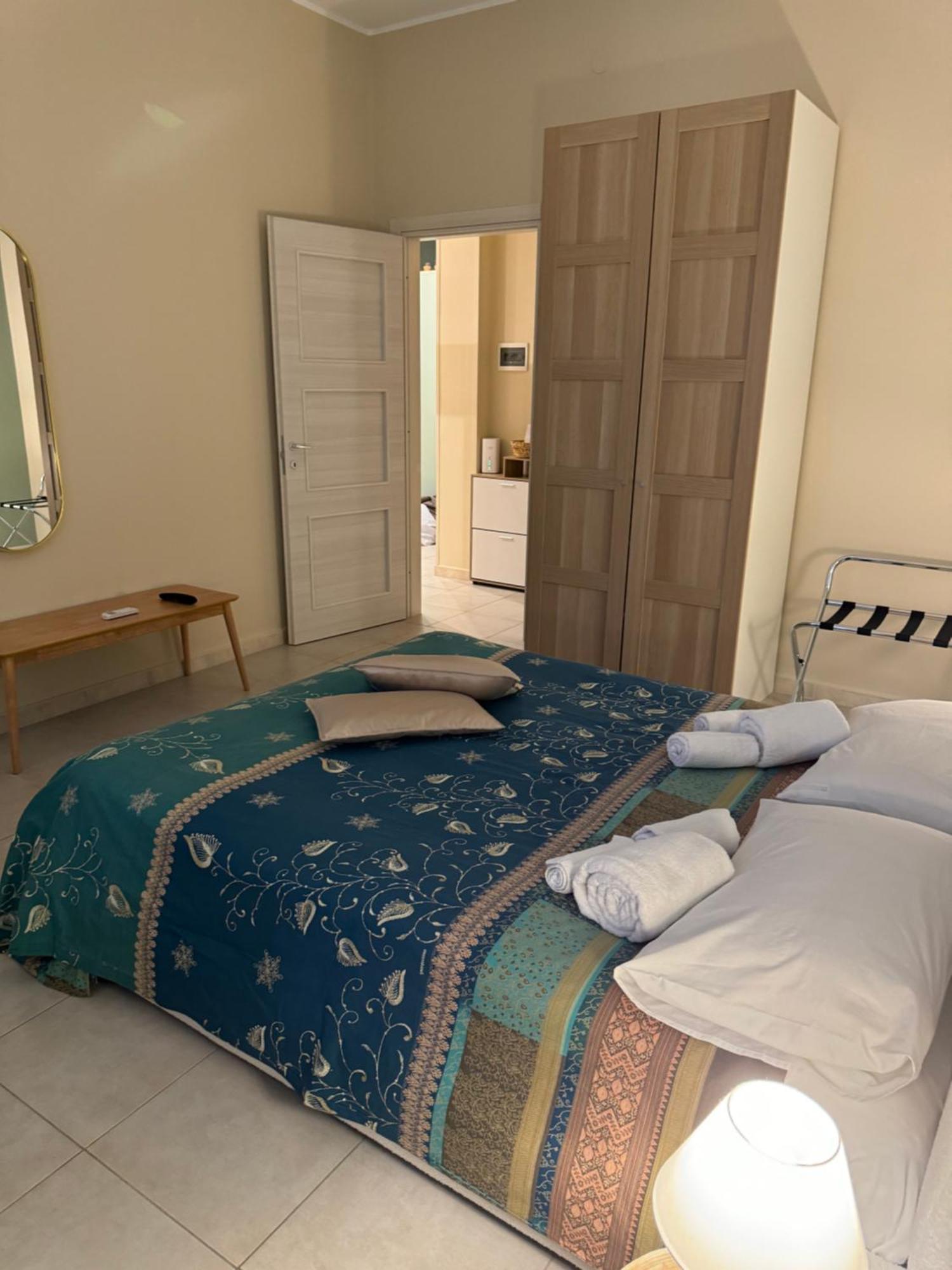 Domus Fysi Hotel Palermo Luaran gambar