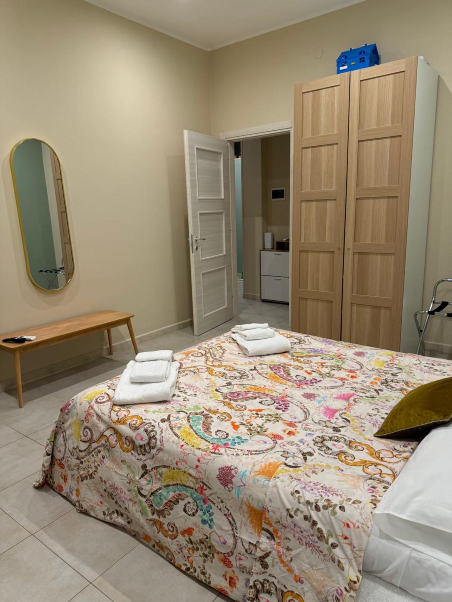 Domus Fysi Hotel Palermo Luaran gambar